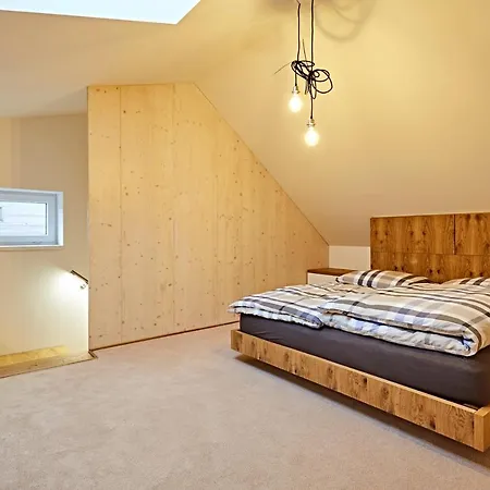 Mountain Klinovec Hexagon