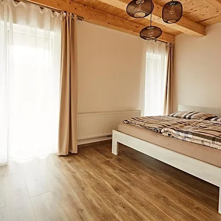 Mountain Klinovec Hexagon Apartment Loucna pod Klinovcem