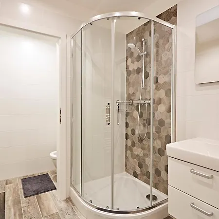 Mountain Klinovec Hexagon Apartman *